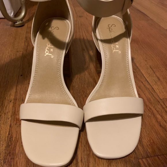 Splendid Siri Stack Block Sandal - Picture 8 of 8